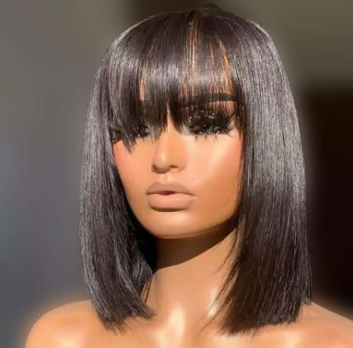Perruque naturelle cheveux humains brésilienne avec frange